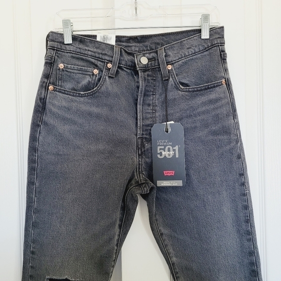 Levi’s 501 Womens High Rise Skinny Black Jeans size 24 Dark Wash Distressed New - Picture 2 of 7